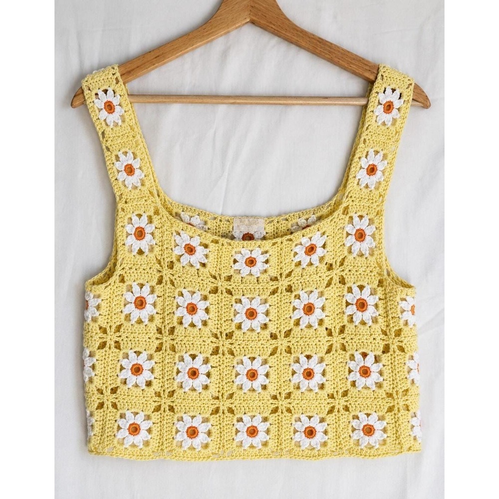 Altar'd State Women's Yellow Crochet Daisy Crop Tank Top, Boho
